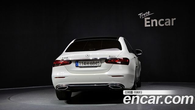 Mercedes-Benz E-Class E450 4MATIC Exclusive