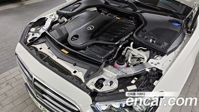 Mercedes-Benz E-Class E450 4MATIC Exclusive