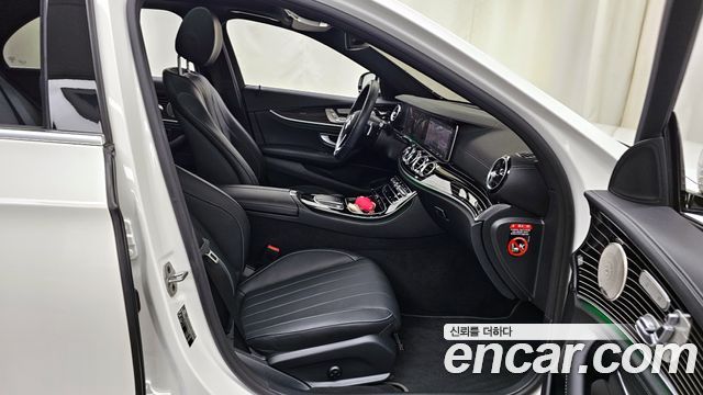 Mercedes-Benz E-Class E450 4MATIC Exclusive