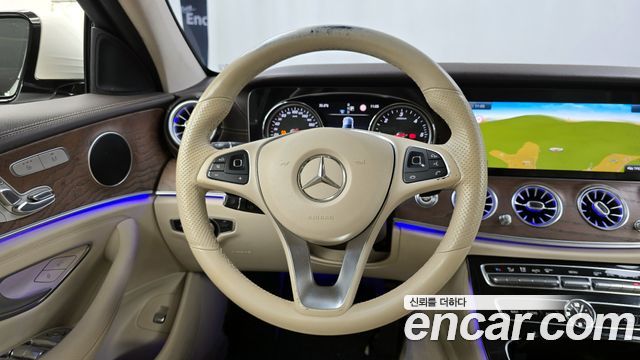 Mercedes-Benz E-Class E220d Exclusive