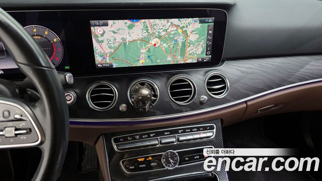 Mercedes-Benz E-Class E300 Avantgarde