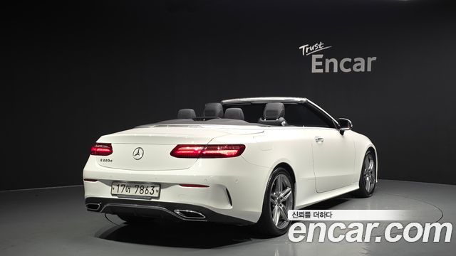 Mercedes-Benz E-Class E220d Cabriolet