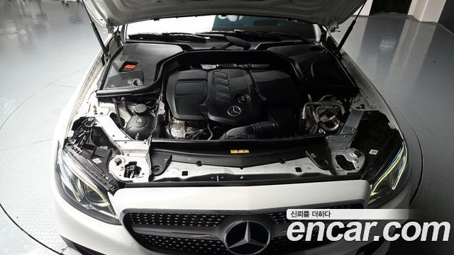 Mercedes-Benz E-Class E220d Cabriolet