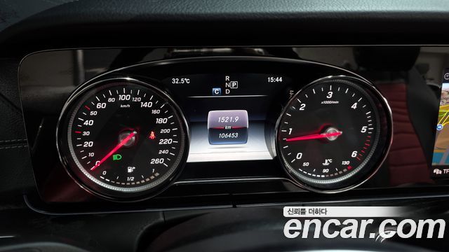 Mercedes-Benz E-Class E220d Cabriolet