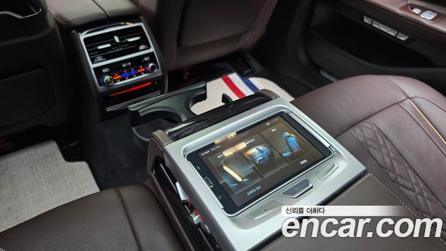 BMW 7-Series M760Li xDrive