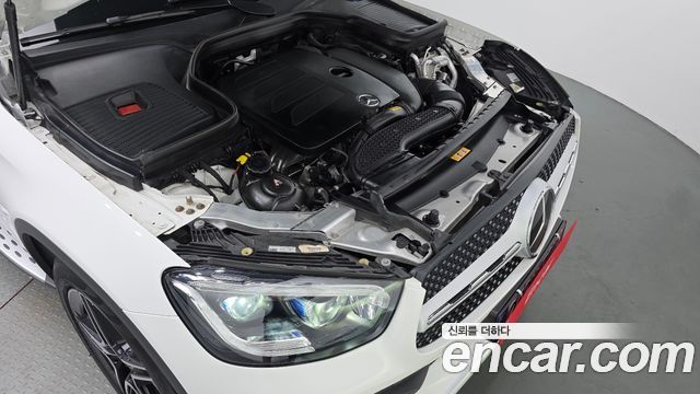 Mercedes-Benz GLC-Class GCL300 4MATIC Coupe