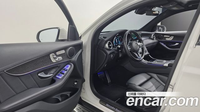 Mercedes-Benz GLC-Class GCL300 4MATIC Coupe