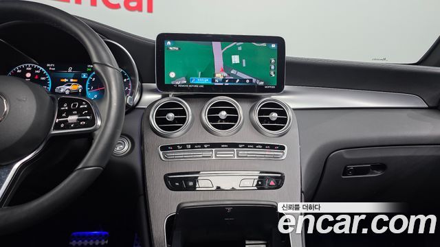 Mercedes-Benz GLC-Class GCL300 4MATIC Coupe
