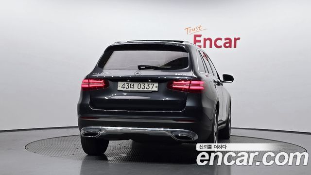 Mercedes-Benz GLC-Class GLC220 d 4MATIC Premium