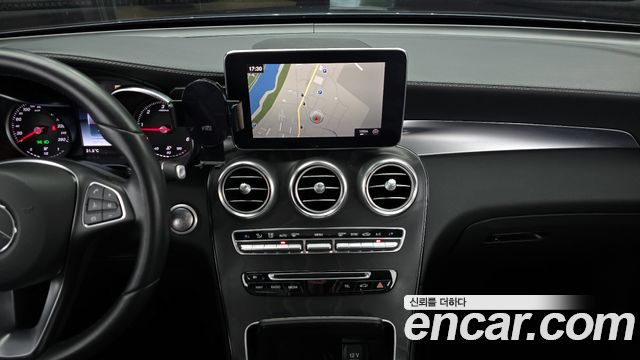 Mercedes-Benz GLC-Class GLC220 d 4MATIC Premium