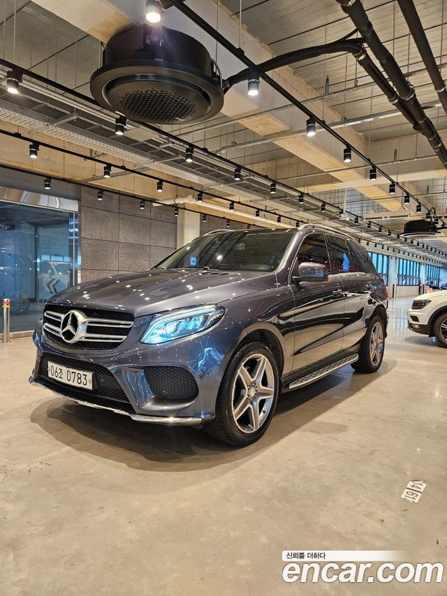 Mercedes-Benz GLE-Class GLE350 d 4MATIC
