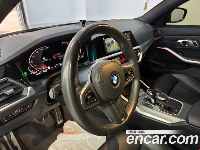 BMW 3-Series 320i M Sport