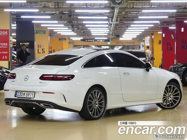 Mercedes-Benz E-Class E450 4MATIC Coupe