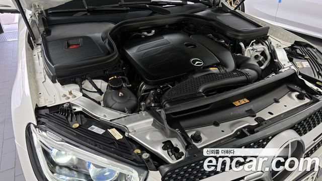 Mercedes-Benz GLC-Class GCL300 4MATIC Coupe
