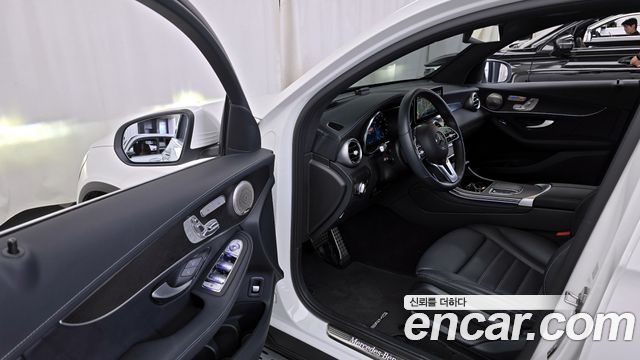 Mercedes-Benz GLC-Class GCL300 4MATIC Coupe