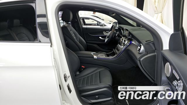 Mercedes-Benz GLC-Class GCL300 4MATIC Coupe