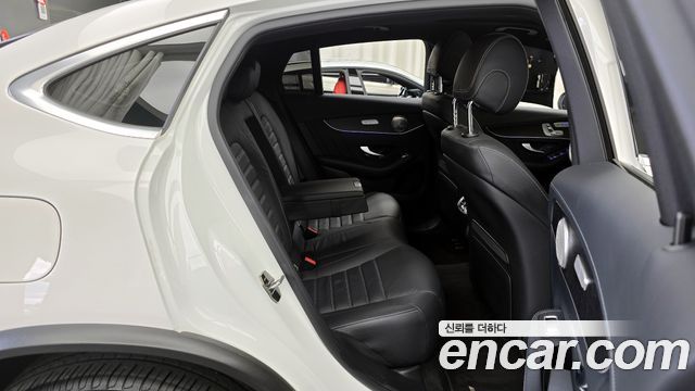 Mercedes-Benz GLC-Class GCL300 4MATIC Coupe