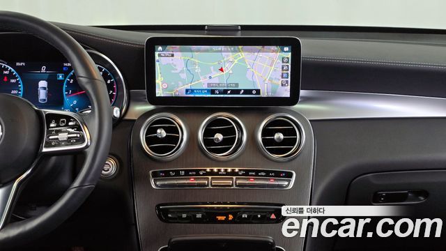 Mercedes-Benz GLC-Class GCL300 4MATIC Coupe
