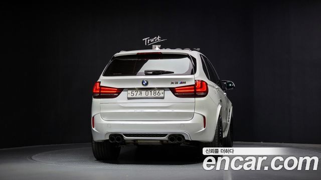 BMW X5M 4.4