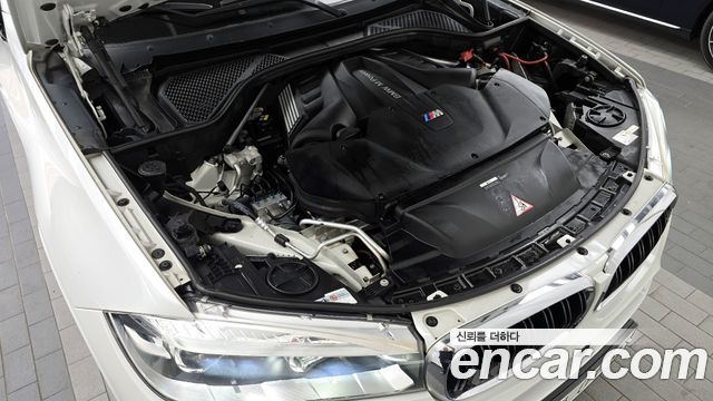 BMW X5M 4.4