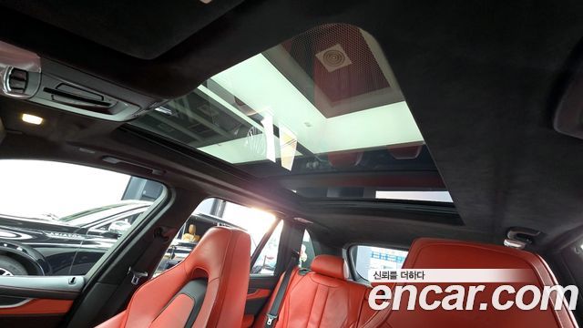 BMW X5M 4.4