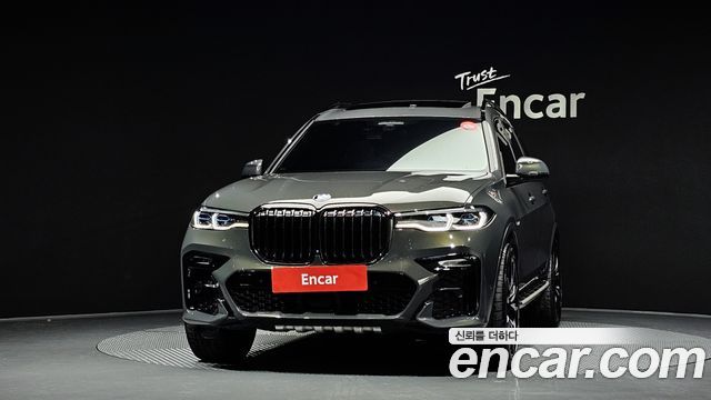 BMW X7 xDrive 40i M Sport Online Exclusive Edition 6 Seater