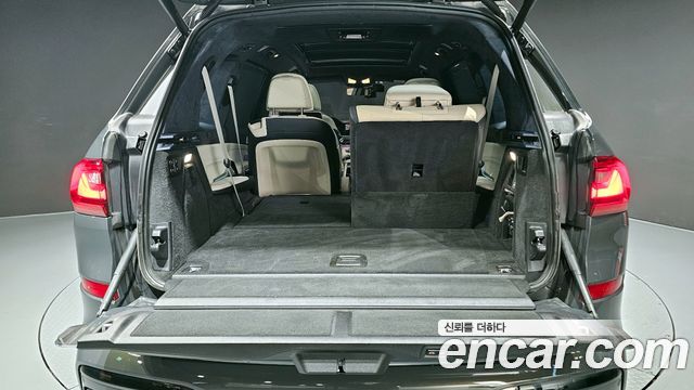 BMW X7 xDrive 40i M Sport Online Exclusive Edition 6 Seater
