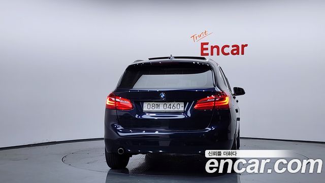 BMW 2-Series Joy