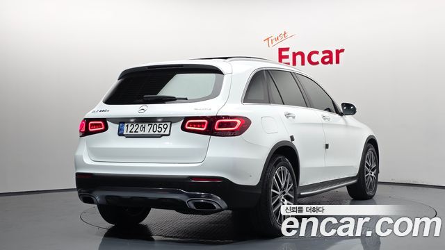 Mercedes-Benz GLC-Class GLC220 d 4MATIC