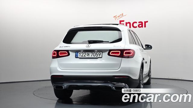 Mercedes-Benz GLC-Class GLC220 d 4MATIC