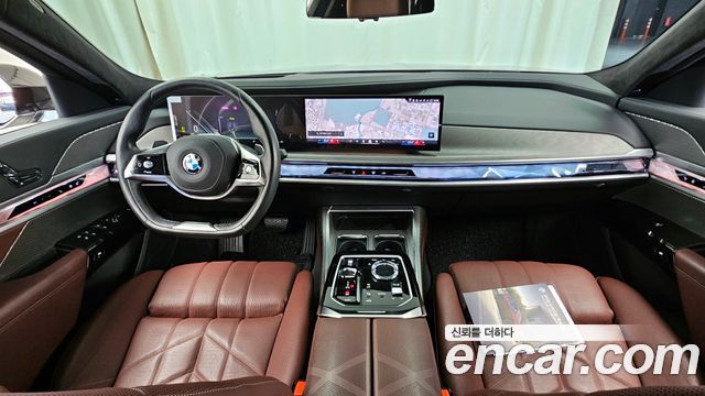 BMW 7-Series 740i sDrive Design Pure Excellence