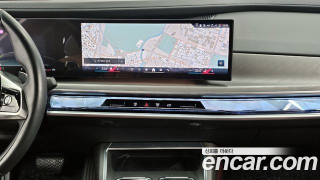 BMW 7-Series 740i sDrive Design Pure Excellence