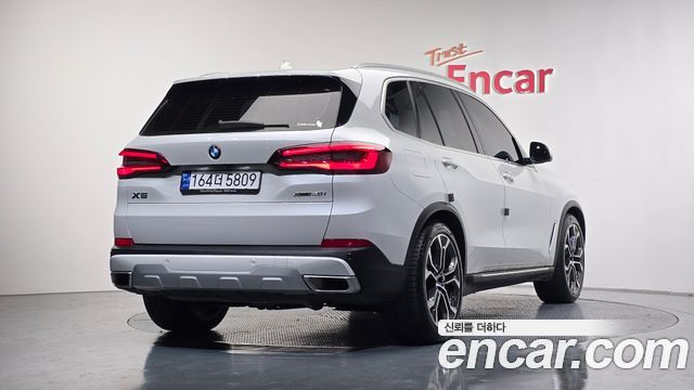BMW X5 xDrive 40i xLine