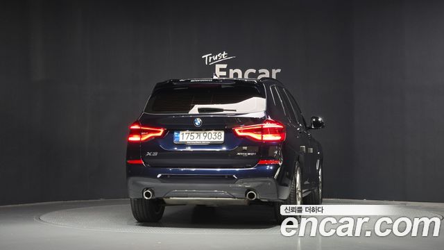 BMW X3 xDrive 20i M sports Online Exclusive Edition