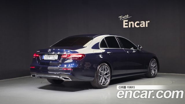 Mercedes-Benz E-Class E220d 4MATIC AMG Line