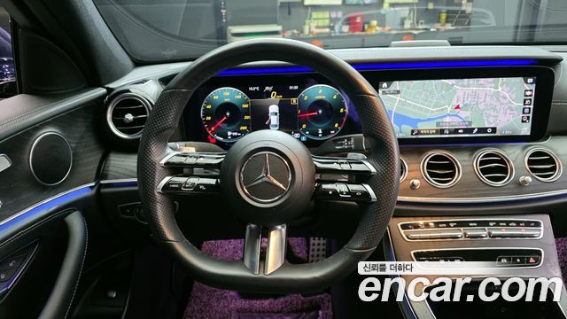 Mercedes-Benz E-Class E220d 4MATIC AMG Line