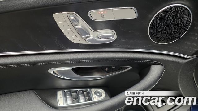 Mercedes-Benz E-Class E220d 4MATIC AMG Line