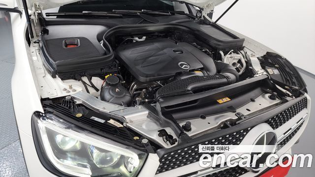 Mercedes-Benz GLC-Class GCL300 4MATIC Coupe