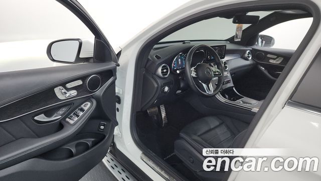 Mercedes-Benz GLC-Class GCL300 4MATIC Coupe