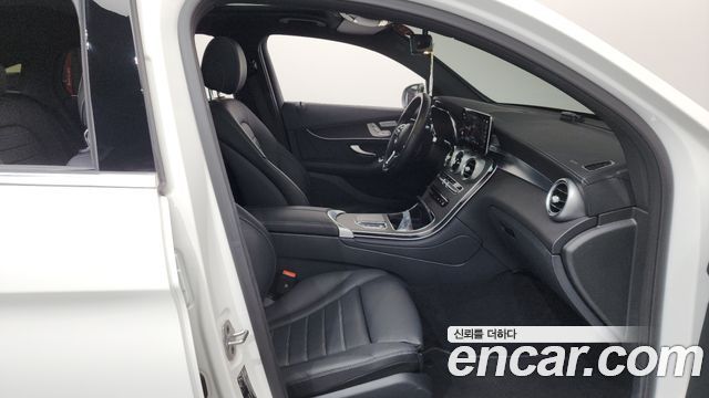 Mercedes-Benz GLC-Class GCL300 4MATIC Coupe