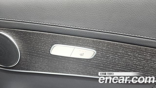 Mercedes-Benz GLC-Class GCL300 4MATIC Coupe