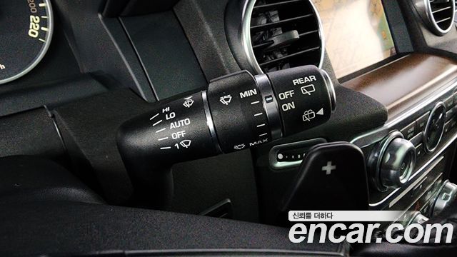 Land Rover Discovery 3.0 SDV6 HSE