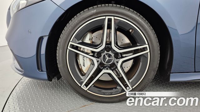 Mercedes-Benz A-Class AMG A35 4MATIC Sedan