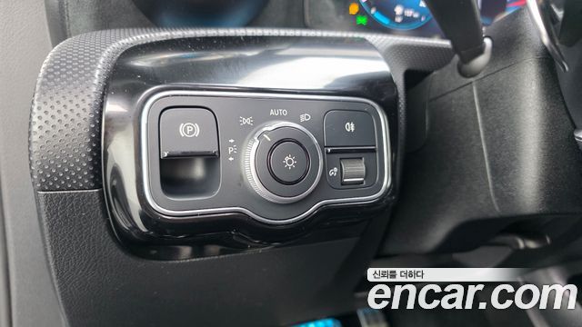 Mercedes-Benz A-Class AMG A35 4MATIC Sedan