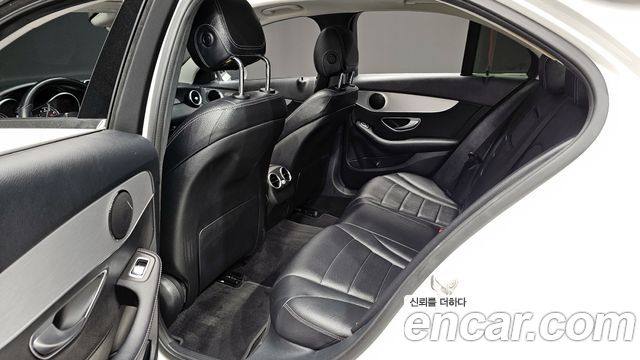 Mercedes-Benz C-Class C200 Avantgarde