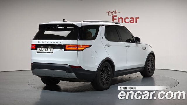 Land Rover Discovery 3.0 TD6 HSE Luxury