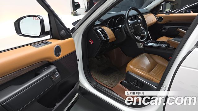 Land Rover Discovery 3.0 TD6 HSE Luxury