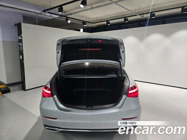 Mercedes-Benz C-Class C300 4MATIC Avantgarde