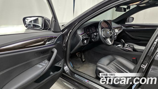 BMW 5-Series 520i M Sport