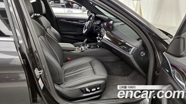 BMW 5-Series 520i M Sport
